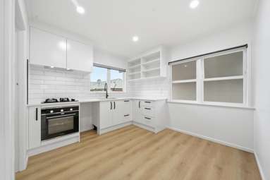 2/62 Great South Road_3