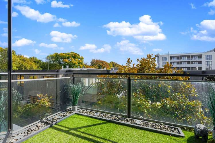 204/12 Latimer Square Christchurch Central_15