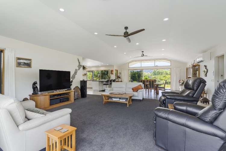 68 Parakiwai Quarry Road Whangamata_11