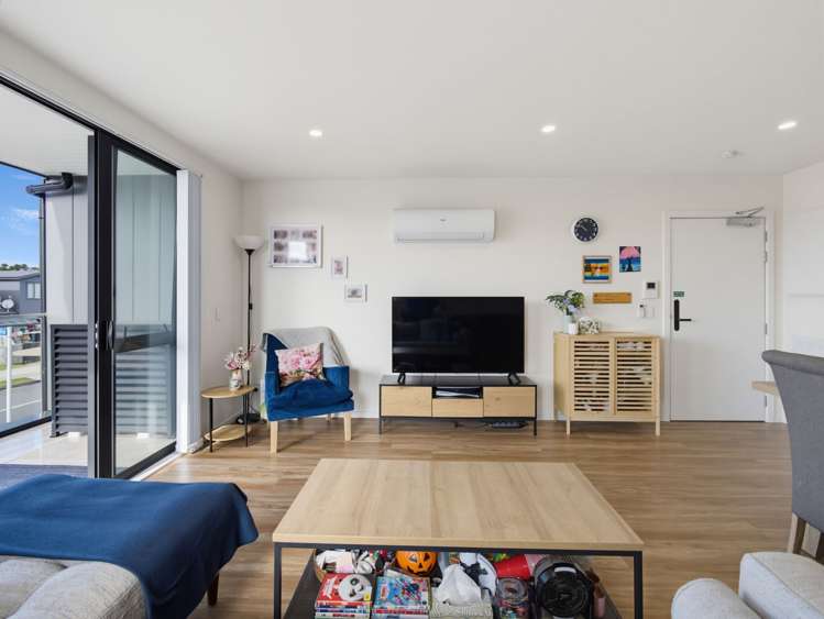 104/5 Dishys road Flat Bush_6
