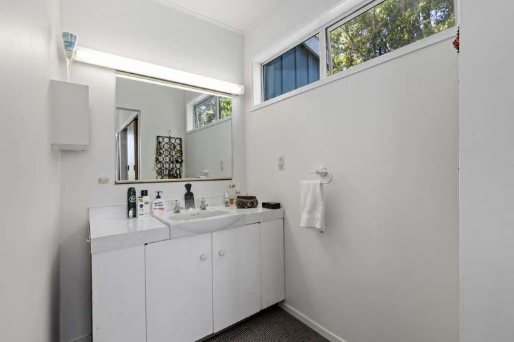 36 Coroglen Avenue Birkenhead_21