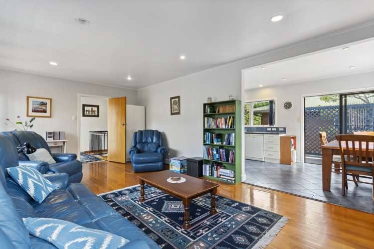 77 Buscomb Avenue Henderson_4