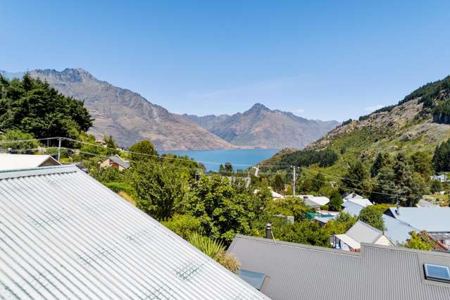 20b Watts Road Fernhill/Sunshine Bay_2