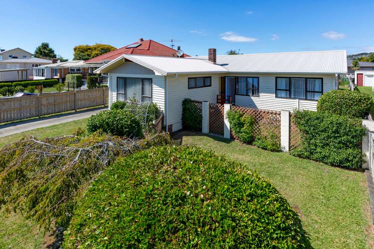 32 Lawrie Avenue Pukekohe_21