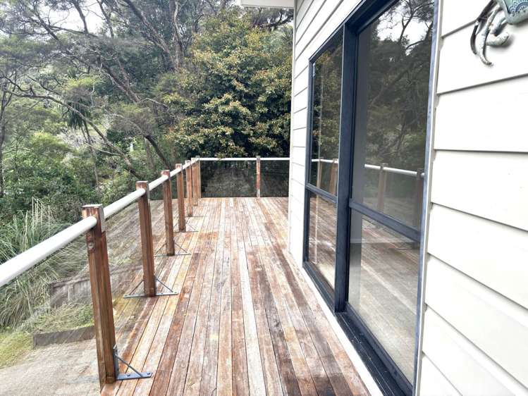 211 Laingholm Drive Laingholm_10