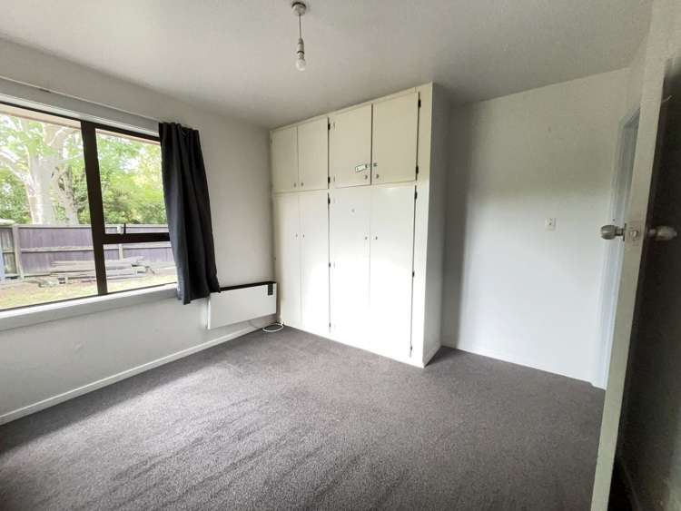 10 Oakhurst Place Russley_18