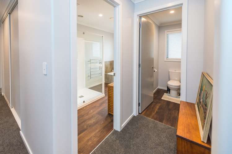 21 Tirimoana Place Otamatea_16