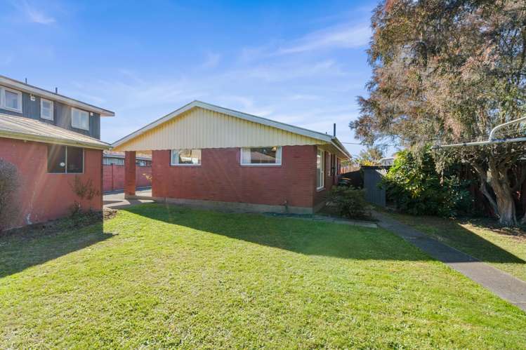 52 Mooray Avenue Bishopdale_18