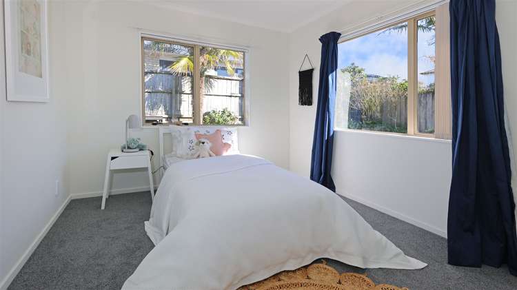 40 Basra Drive Henderson_13