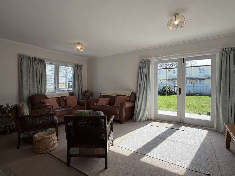 29 Dahlia Street Palmerston North_10
