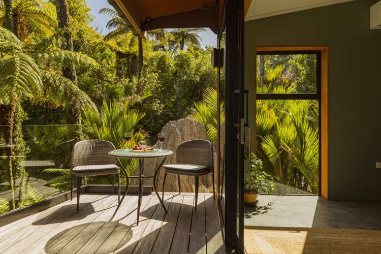 8 Hartmount Place Punakaiki_4