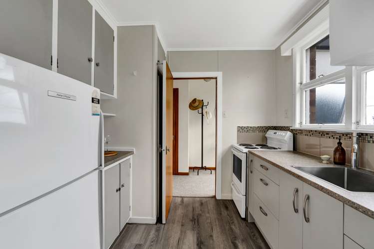 2/53 Young Street New Plymouth Central_4