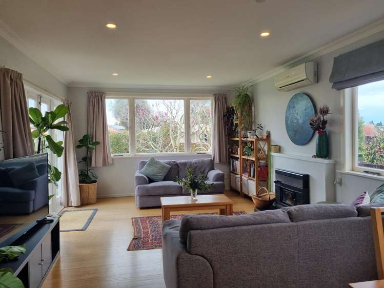 10 Bristol Avenue Brookfield_5