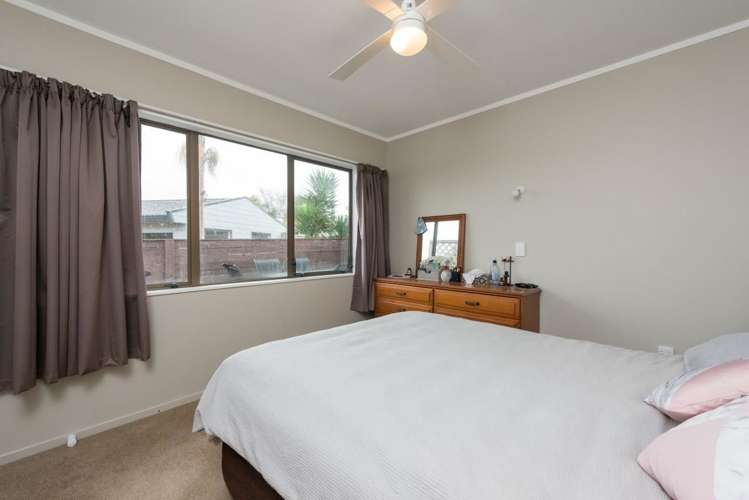 22b Columba Place Matua_11