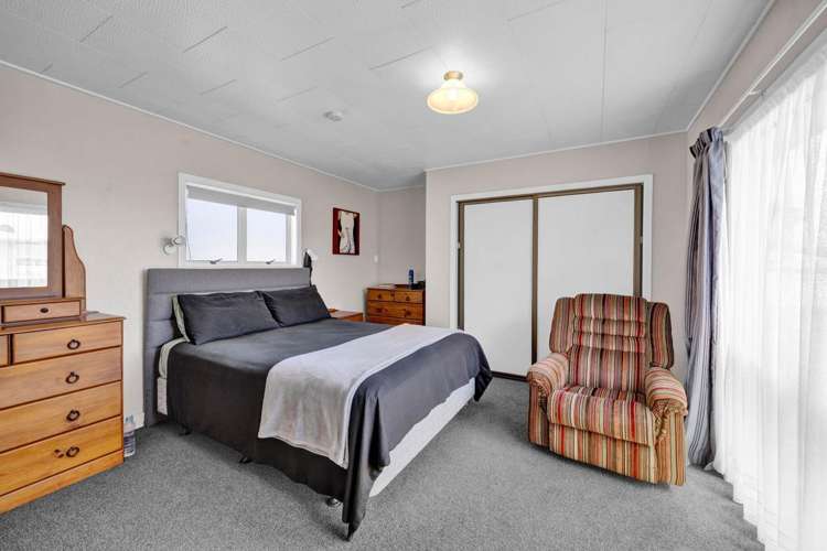 13 Hunter Street Hawera_8