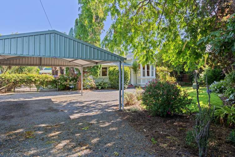 49 Dillons Point Road Islington_21