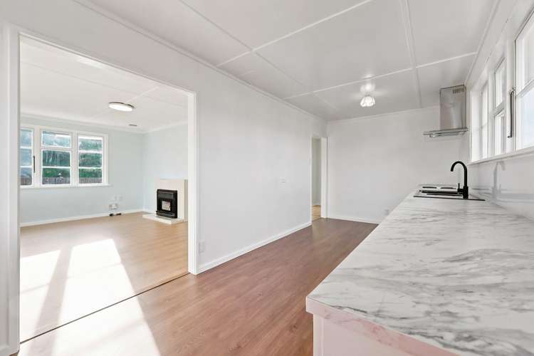 1 Forrester Avenue_4