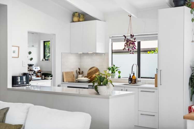 216B Meola Road Point Chevalier_5