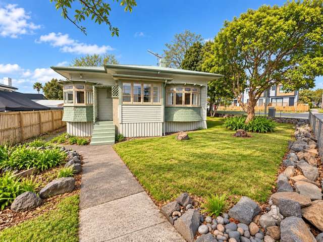 3-Bedroom Home in the Heart of Onehunga