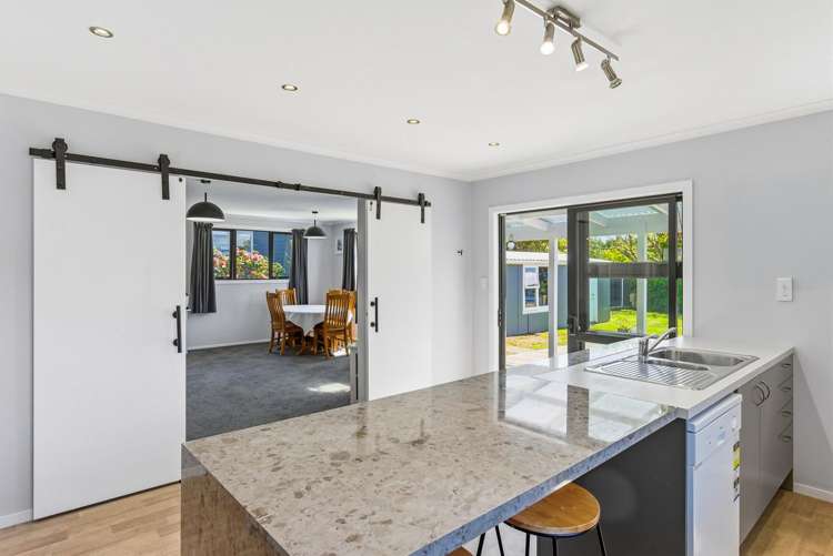 13 Bahama Crescent Paraparaumu Beach_15