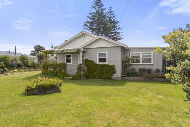 67 Moana Street Otaki Beach_1