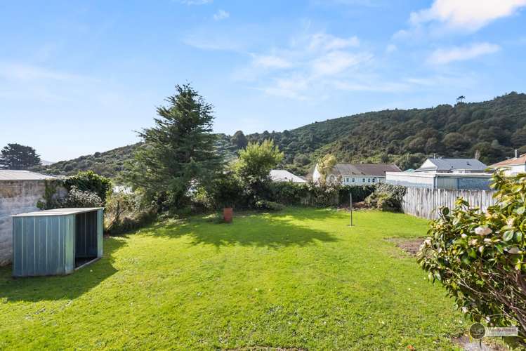 66 Wilkie Crescent Naenae_19