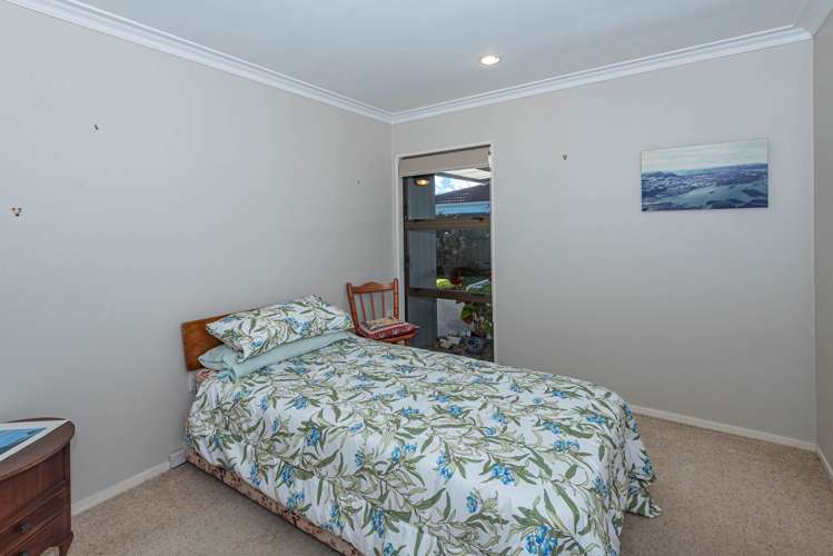 230 Fairway Drive Kamo_9