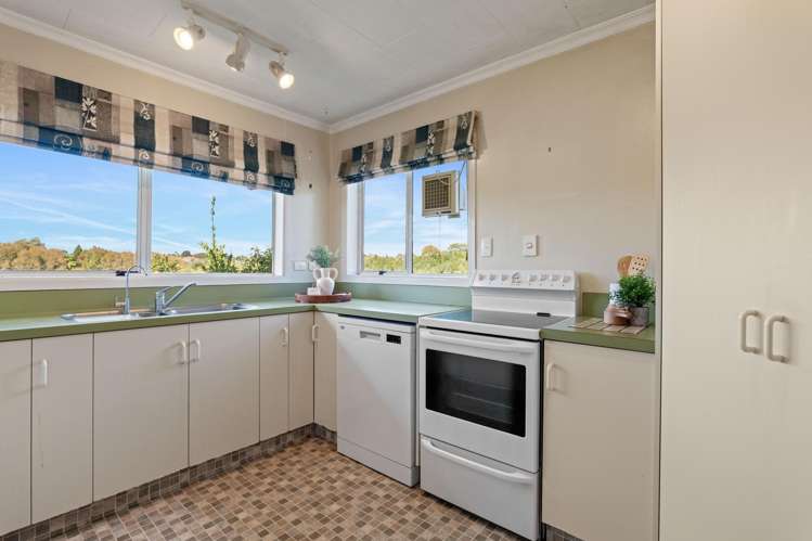 6c Fairview Place Westown_8