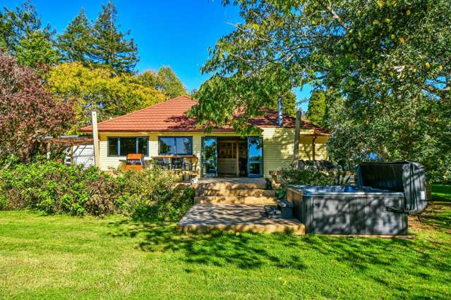 Two dwellings - 13 stunning acres