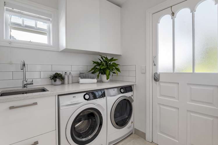 9 Coronation Street Belmont_17