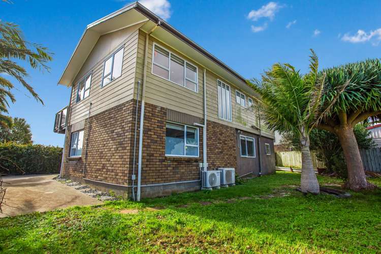 3/3 Clarks Beach Road Clarks Beach_11