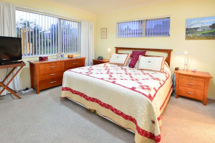 46 Kath Hopper Drive Orewa_13