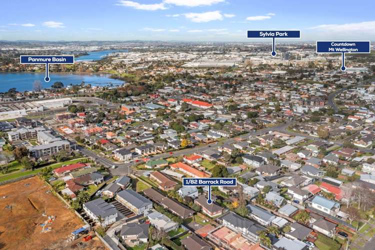 1/82 Barrack Road Mount Wellington_18