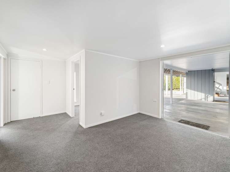 10 Lilburn Crescent Massey_50