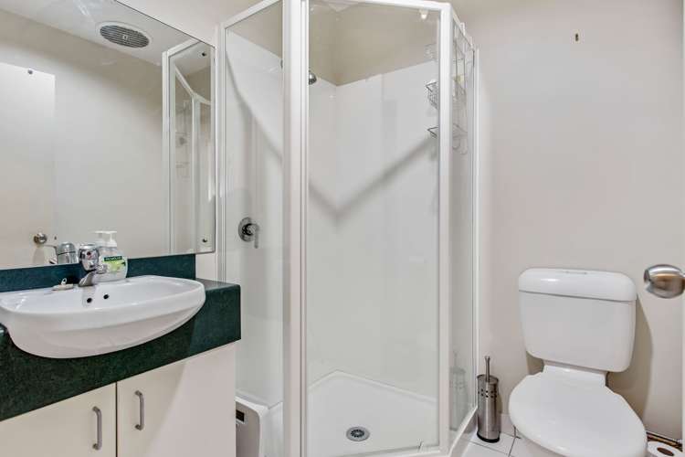 5/27 Rossmay Terrace Mount Eden_7