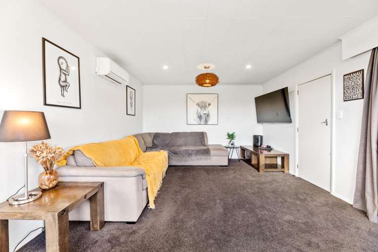 6 Newbourne Crescent Redwoodtown_5