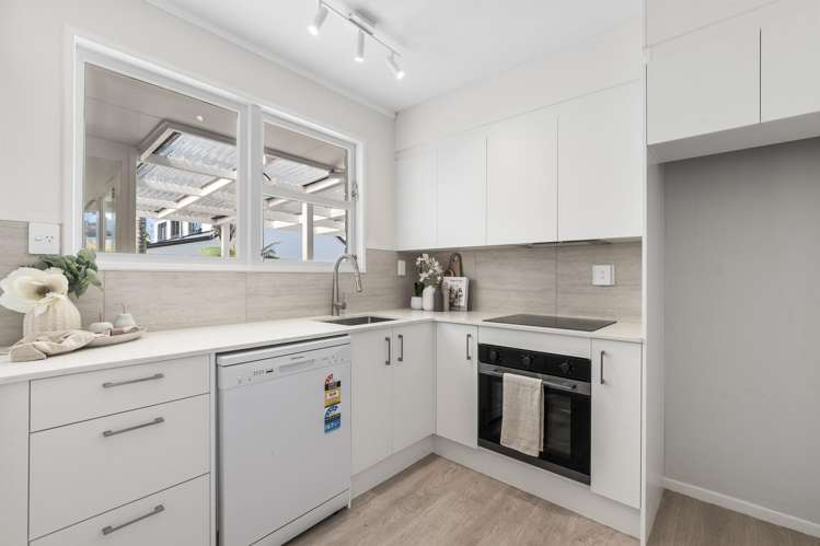 9B Myres Street Otumoetai_12