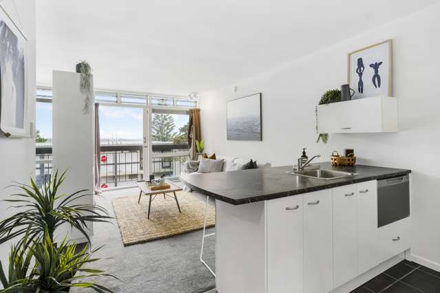 18/49 Esplanade Road Mount Eden_2