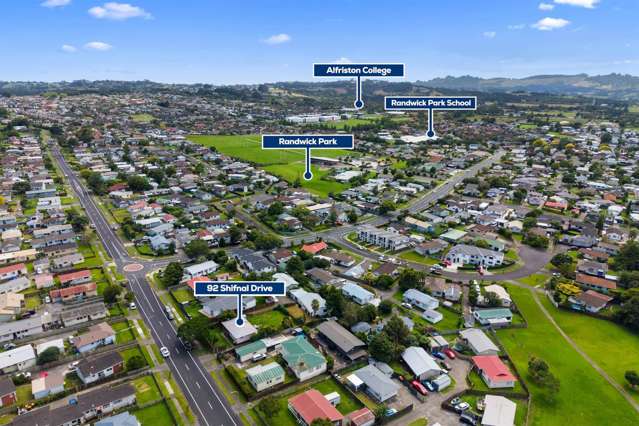 92 Shifnal Drive Randwick Park_4