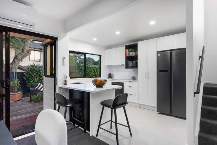 2/68 Buckley Road Epsom_1