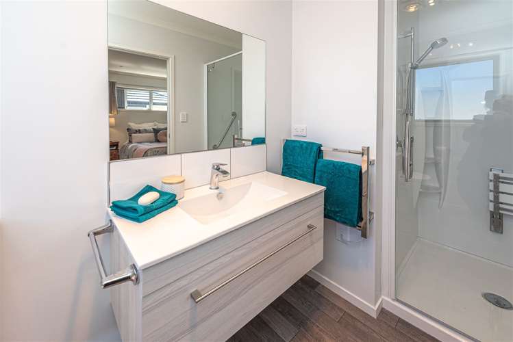 7 Magnolia Crescent Tawhero_9