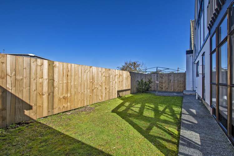 51 First Avenue Avenues_10