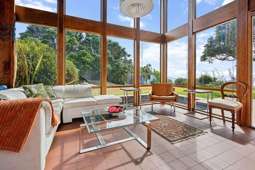 Former Cabinet minister’s Northland home sells for around $1.475m