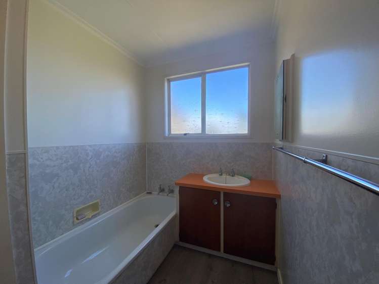 2 Mouatt Street Waitara_3