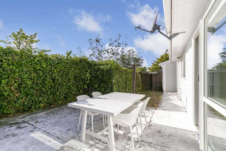 5 Southern Cross Crescent Island Bay_9