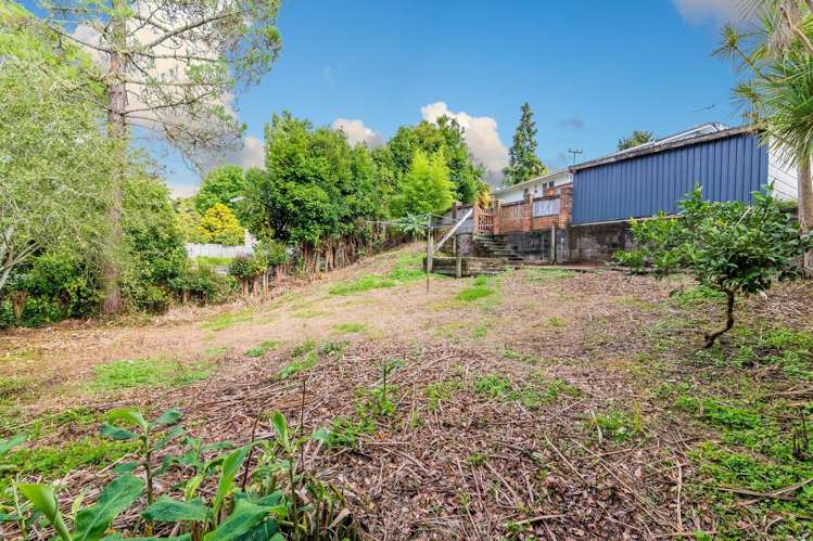 158 Godley Road Titirangi_13