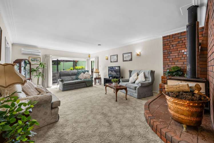 2/7 Waller Avenue_4