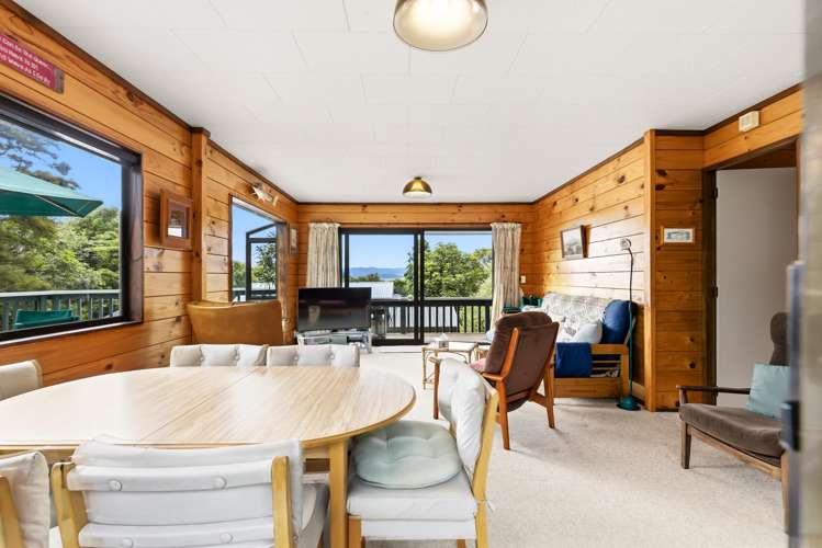 2/10 Pikikotuku Place_5