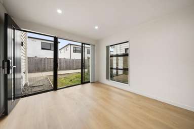 54D Omana Road_2