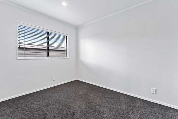 2/222 Birkdale Road Birkdale_12